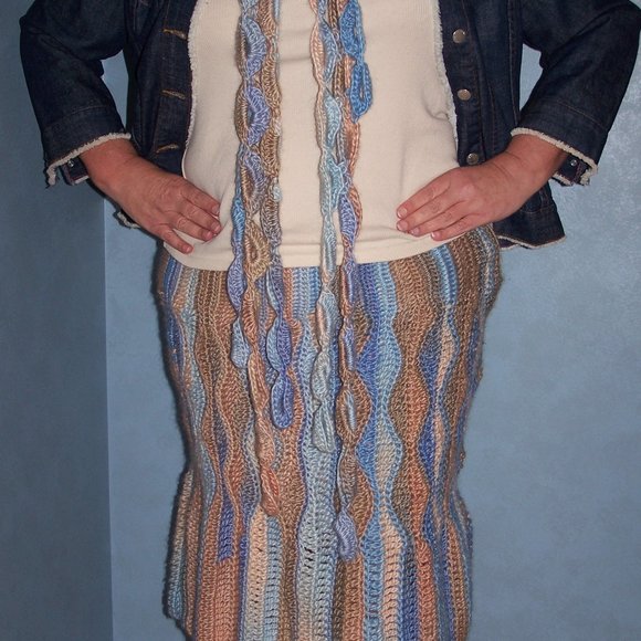 Hand Made Soy Yarn Tulip Skirt - Picture 1 of 5